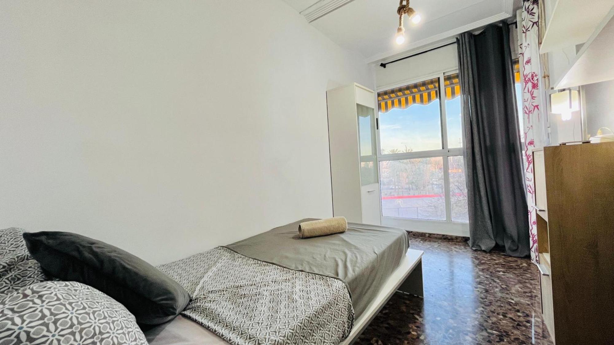 شقة Apartamento Compartido Con Vista Al Puerto فالنسيا المظهر الخارجي الصورة
